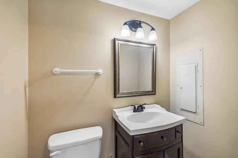 74 Valeria St Nashville, TN 37210