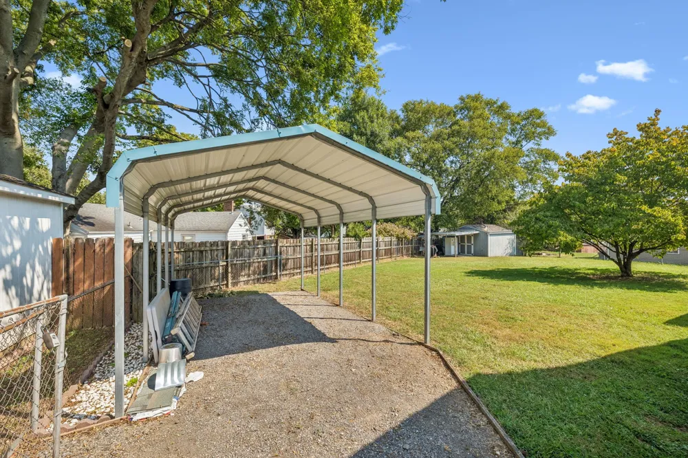 74 Valeria St Nashville, TN 37210