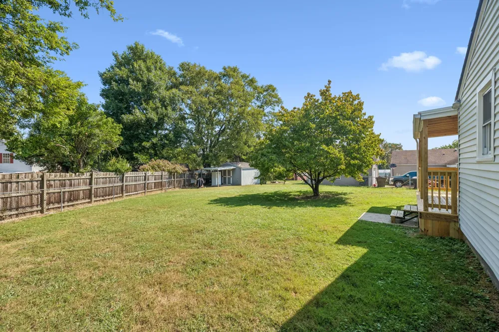 74 Valeria St Nashville, TN 37210