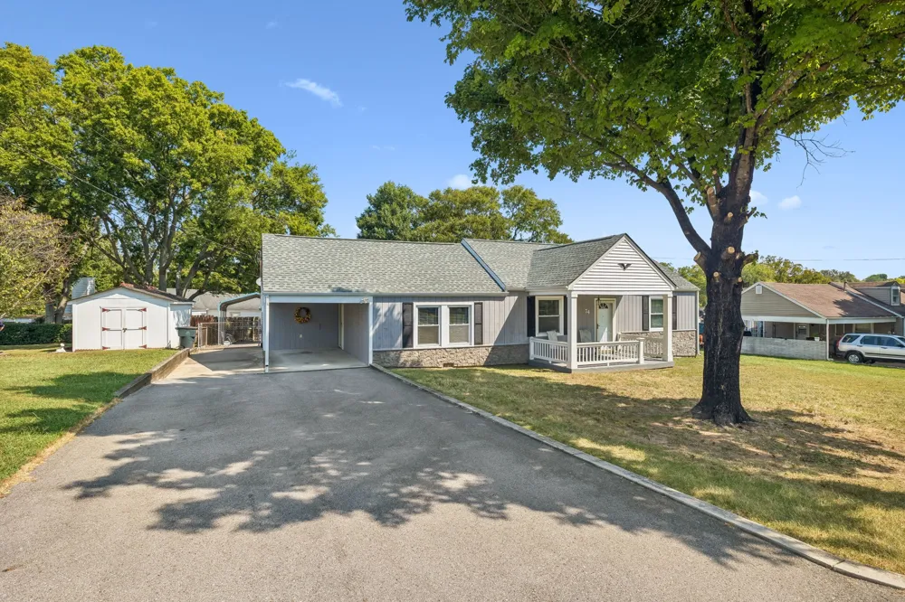 74 Valeria St Nashville, TN 37210