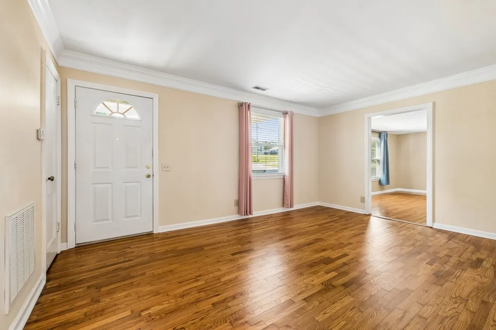 74 Valeria St Nashville, TN 37210