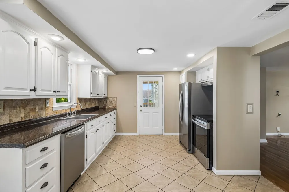 74 Valeria St Nashville, TN 37210