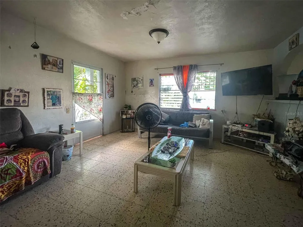 144 CALLE GRANATE Vieques, PR 00765