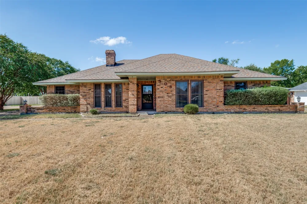 508 Estate Lane Terrell, TX 75161