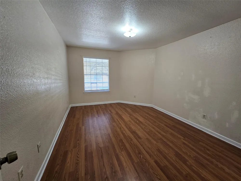 9797 Leawood Blvd #104 Houston, TX 77099