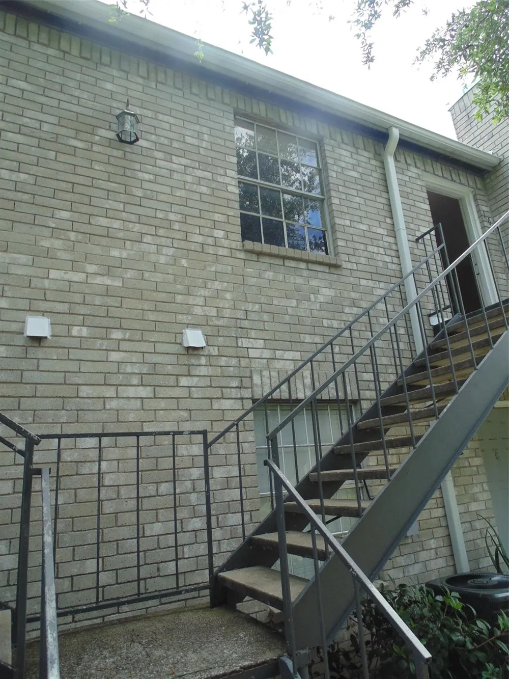 9797 Leawood Blvd #104 Houston, TX 77099