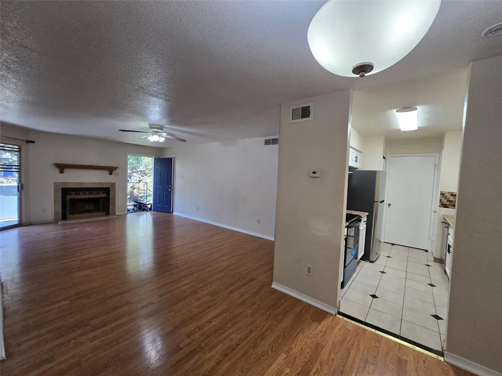 9797 Leawood Blvd #104 Houston, TX 77099