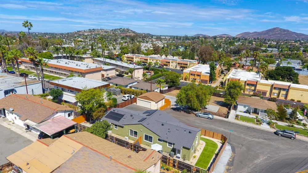 4992 Comanche Drive La Mesa, CA 91942
