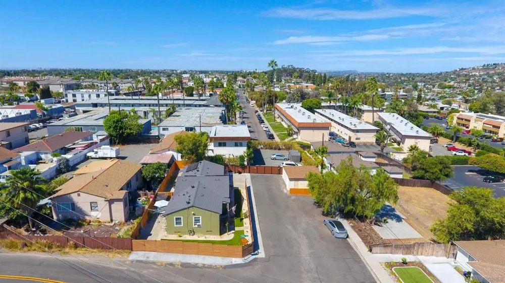 4992 Comanche Drive La Mesa, CA 91942