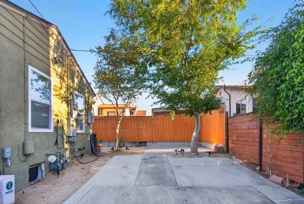 4992 Comanche Drive La Mesa, CA 91942