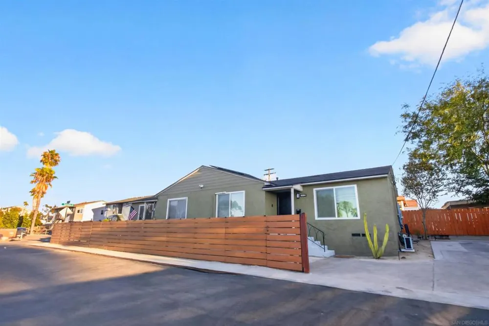 4992 Comanche Drive La Mesa, CA 91942