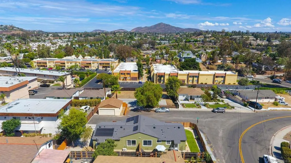 4992 Comanche Drive La Mesa, CA 91942