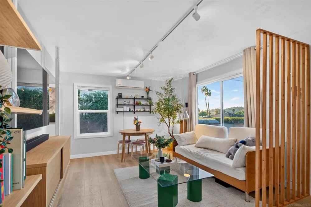 4992 Comanche Drive La Mesa, CA 91942
