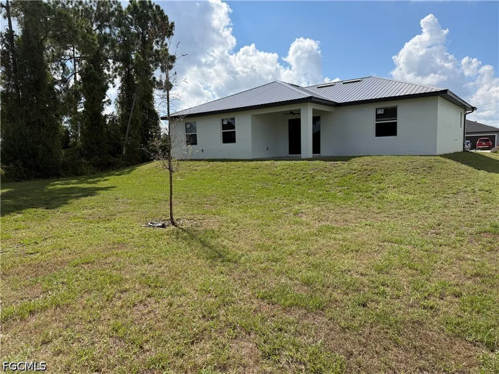 19th Street SW Lehigh Acres, FL 33976