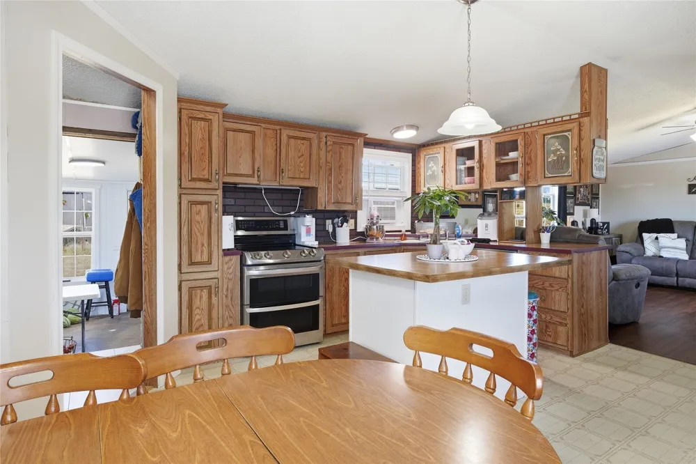 472309 E 700 ROAD Westville, OK 74965
