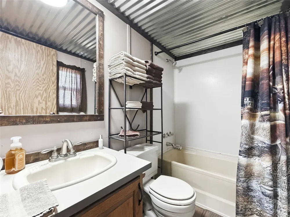 472309 E 700 ROAD Westville, OK 74965