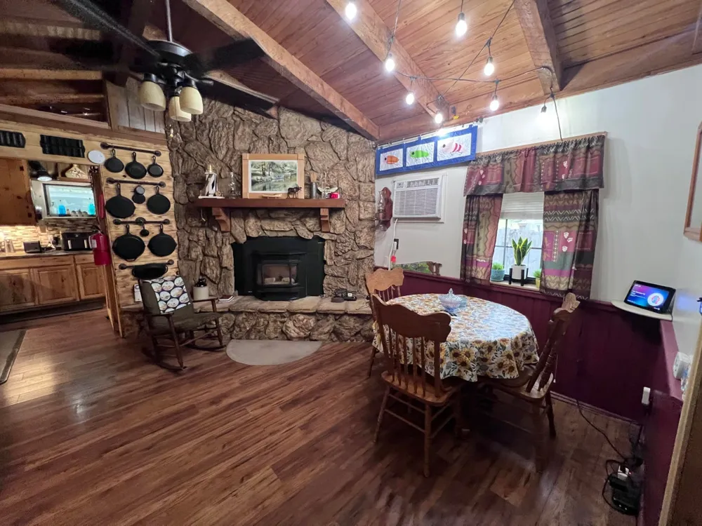 464 Lakeside Drive Eucha, OK 74342