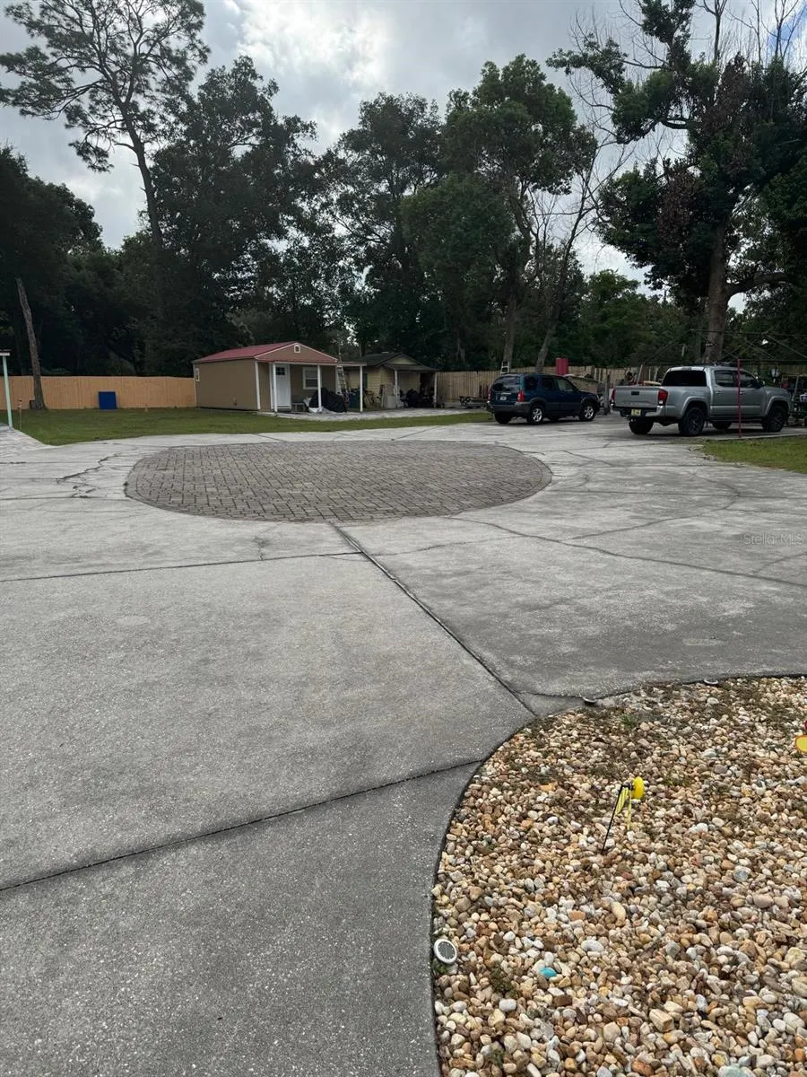 2543 SOUTHSIDE BOULEVARD Jacksonville, FL 32216