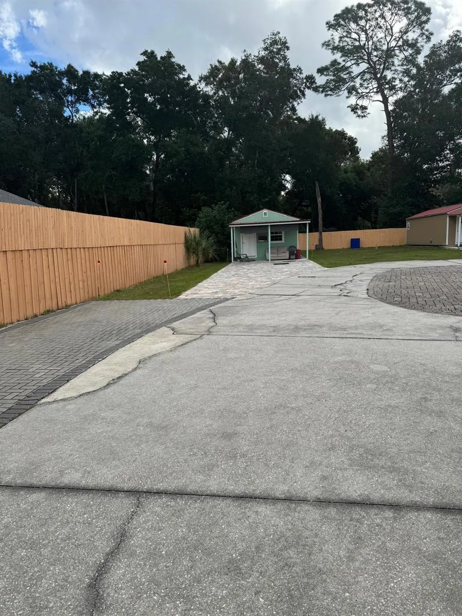 2543 SOUTHSIDE BOULEVARD Jacksonville, FL 32216