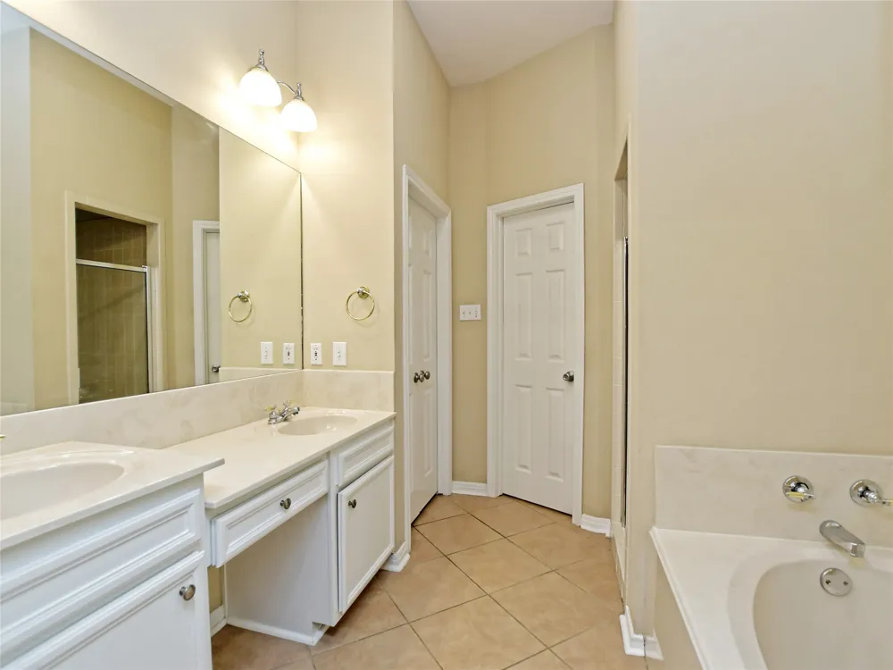 13220 Villa Park Drive Austin, TX 78729