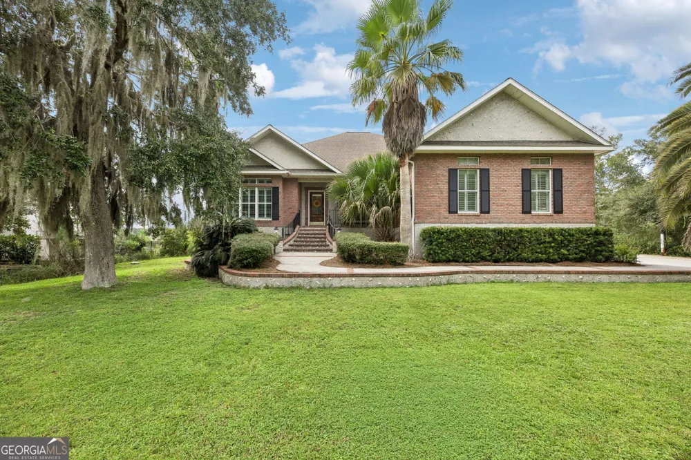 915 Riverview DR E Saint Marys, GA 31558