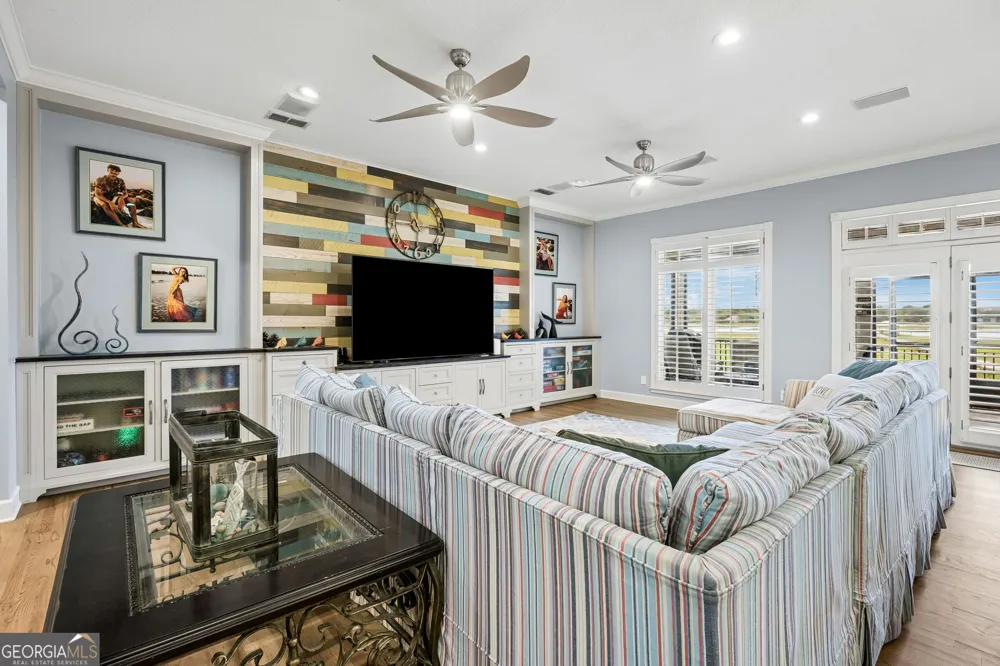 915 Riverview DR E Saint Marys, GA 31558