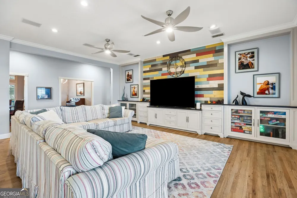 915 Riverview DR E Saint Marys, GA 31558
