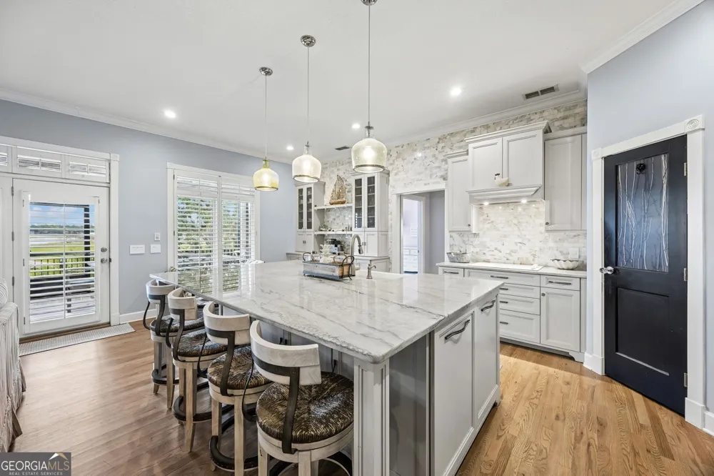 915 Riverview DR E Saint Marys, GA 31558
