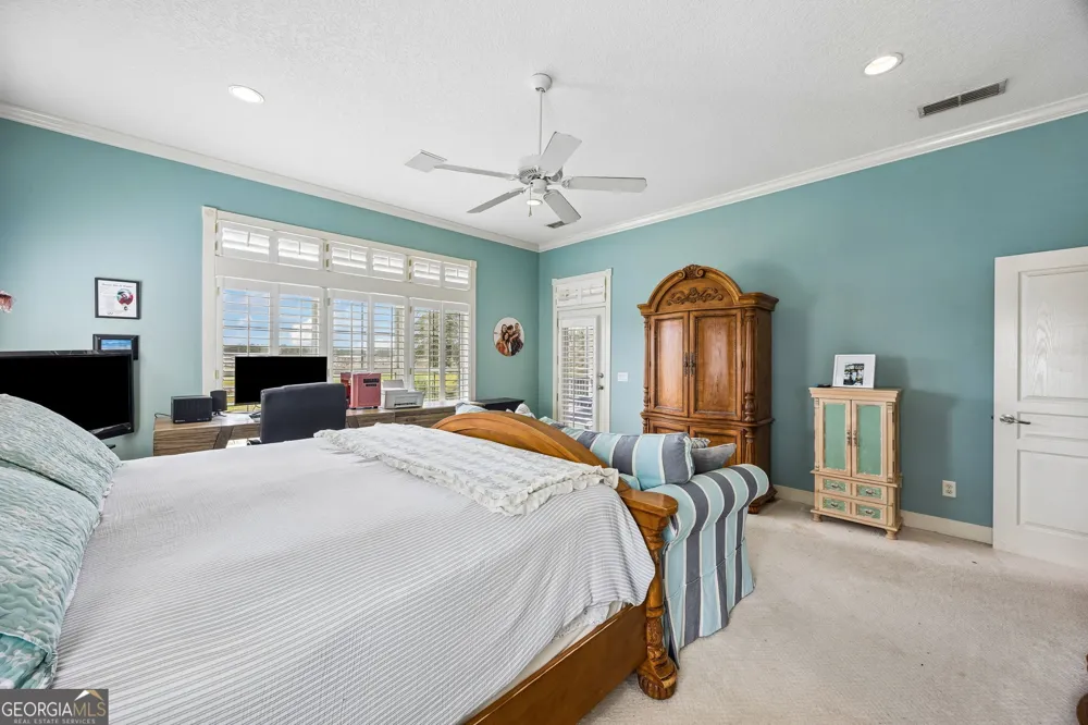 915 Riverview DR E Saint Marys, GA 31558