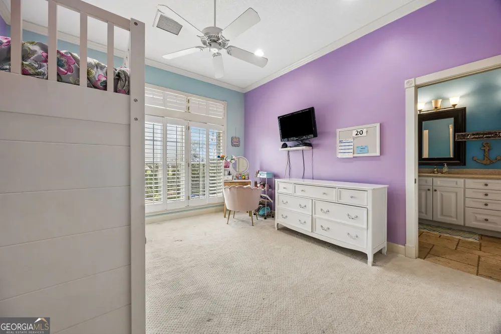 915 Riverview DR E Saint Marys, GA 31558