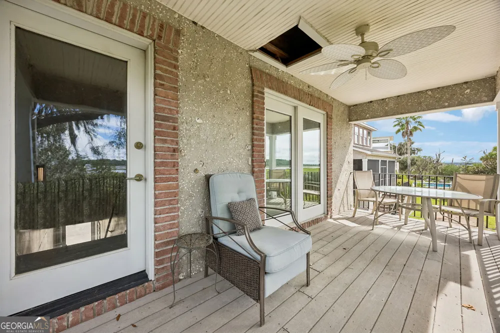 915 Riverview DR E Saint Marys, GA 31558