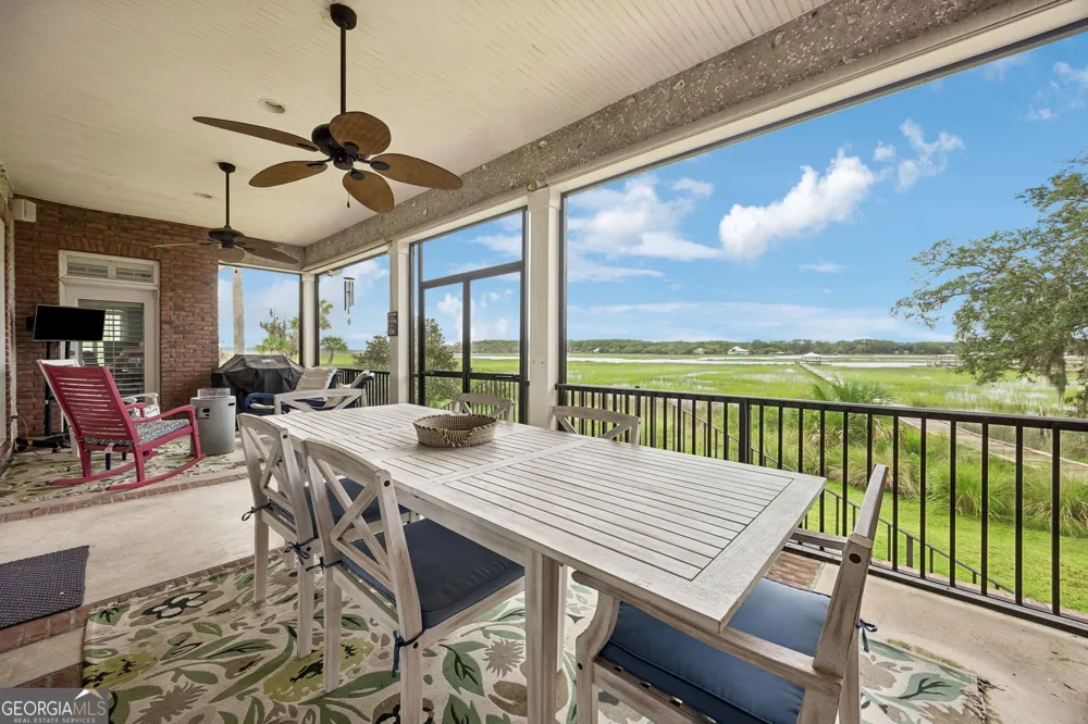 915 Riverview DR E Saint Marys, GA 31558
