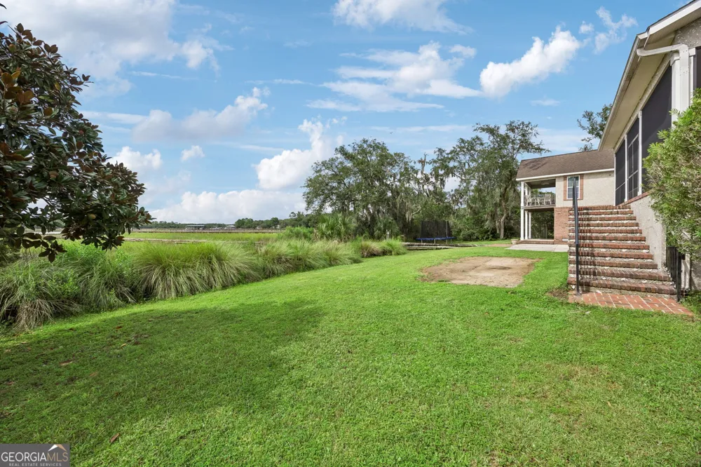 915 Riverview DR E Saint Marys, GA 31558