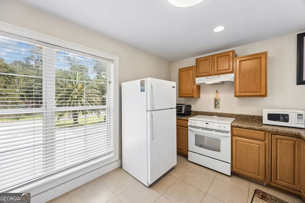 915 Riverview DR E Saint Marys, GA 31558