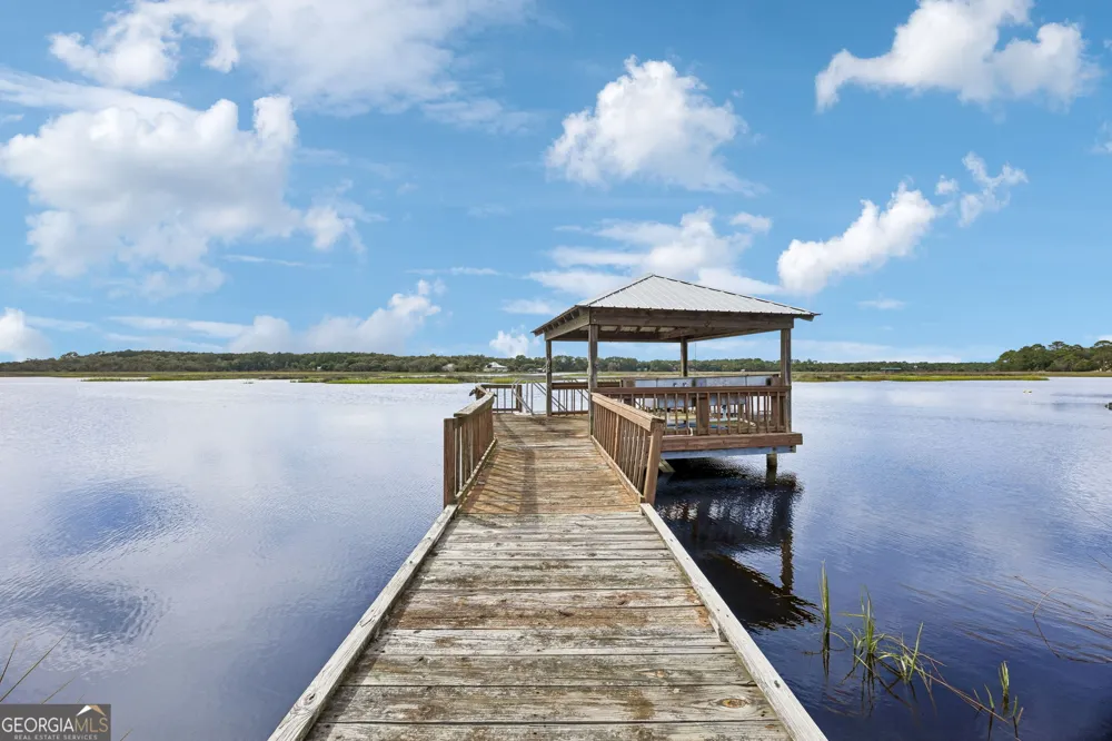 915 Riverview DR E Saint Marys, GA 31558