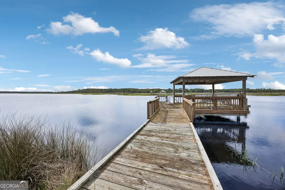 915 Riverview DR E Saint Marys, GA 31558