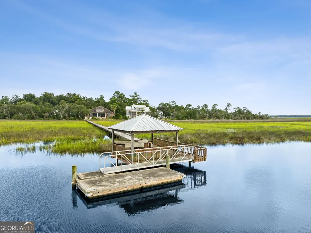 915 Riverview DR E Saint Marys, GA 31558