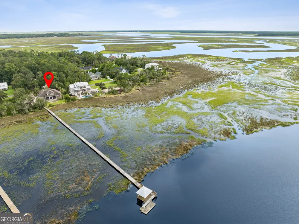 915 Riverview DR E Saint Marys, GA 31558