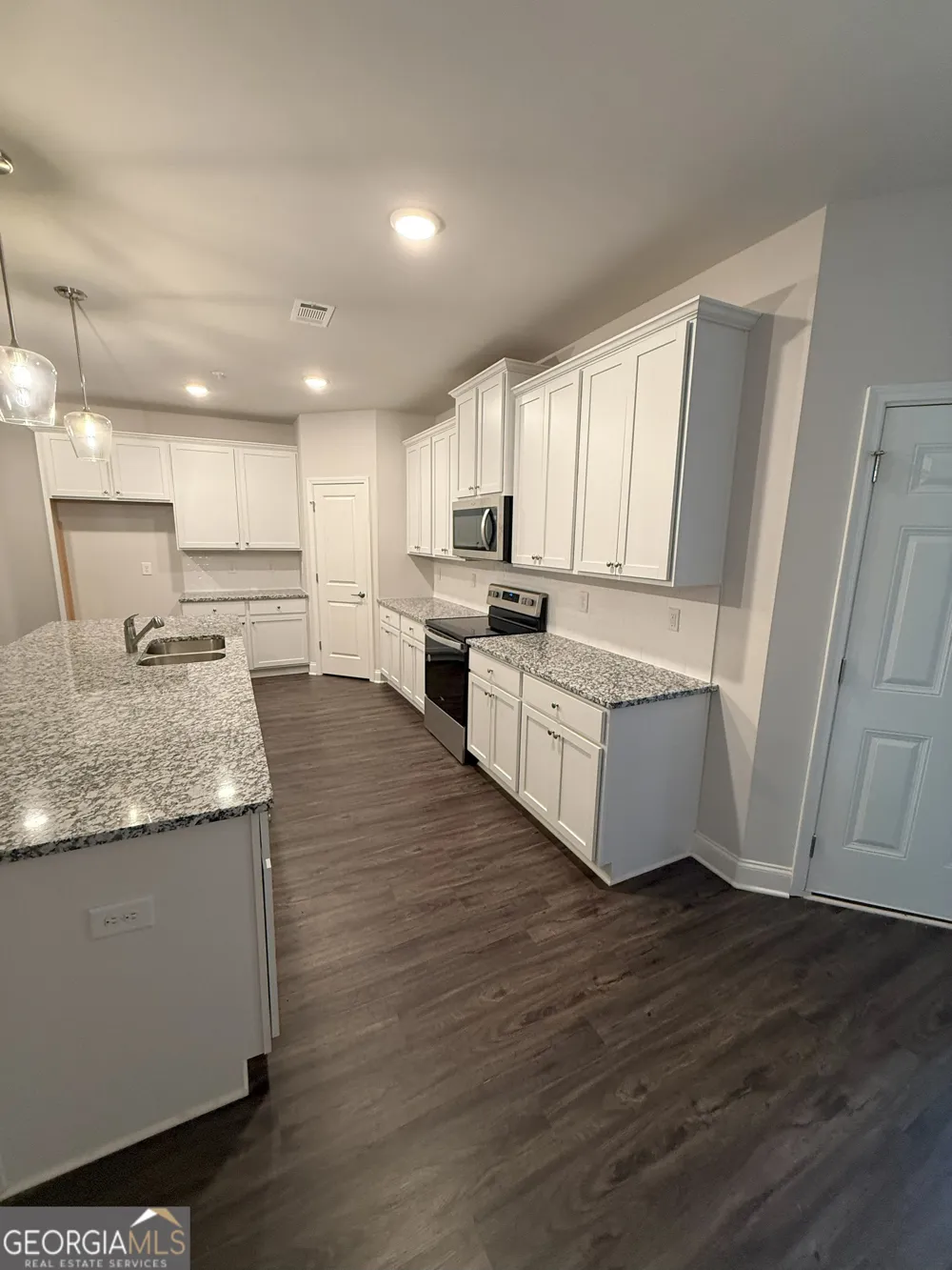 2576 Mills Commons DR Decatur, GA 30034