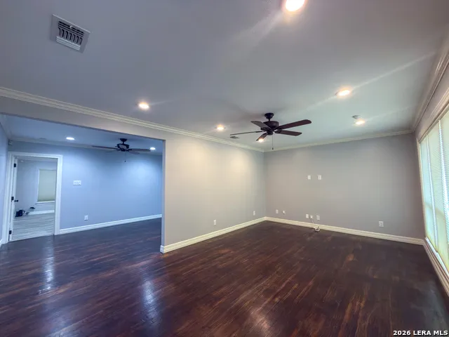 614 SHADYWOOD LN San Antonio, TX 78216