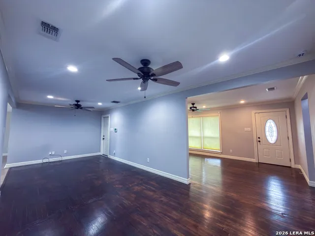 614 SHADYWOOD LN San Antonio, TX 78216