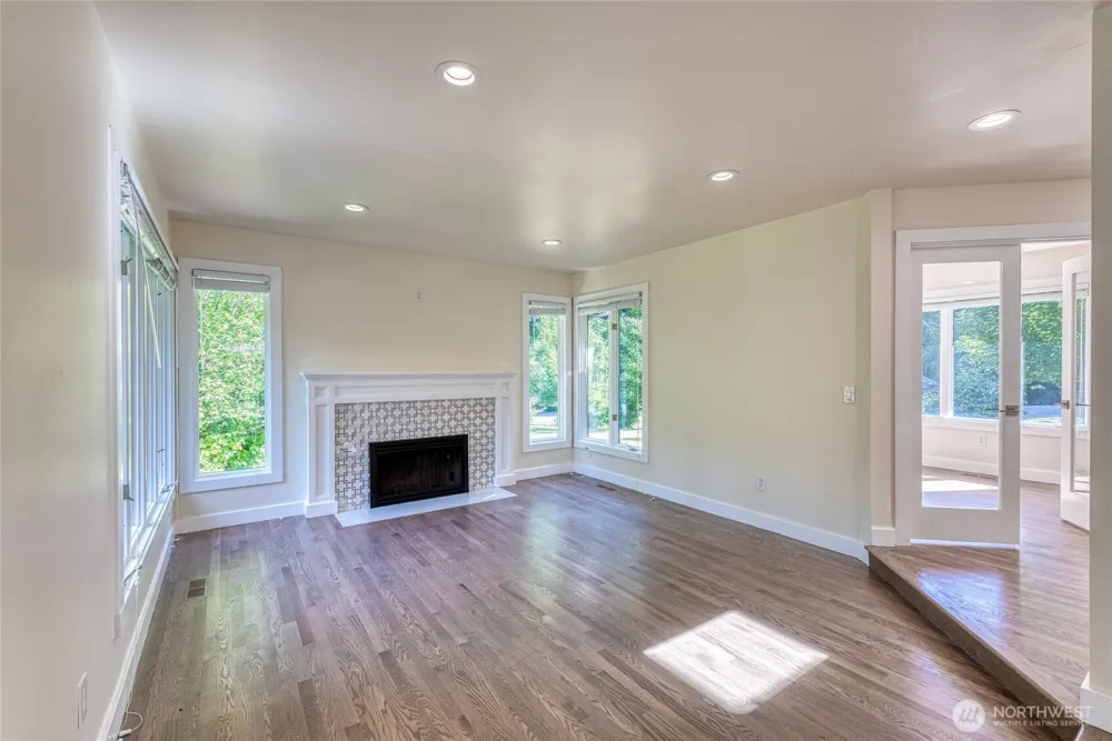 14129 229th Drive SE Issaquah, WA 98027