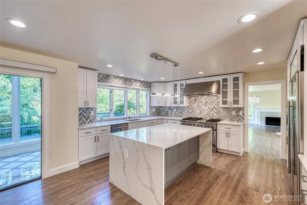 14129 229th Drive SE Issaquah, WA 98027