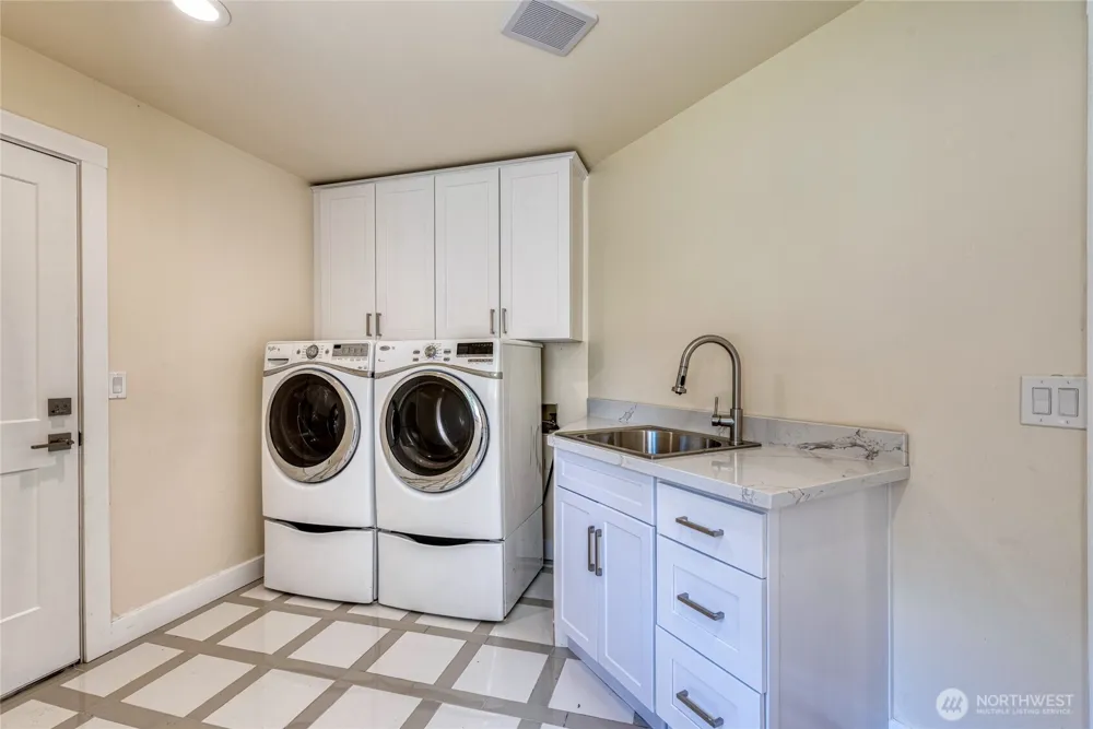 14129 229th Drive SE Issaquah, WA 98027