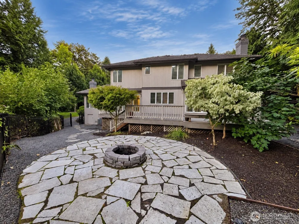 14129 229th Drive SE Issaquah, WA 98027