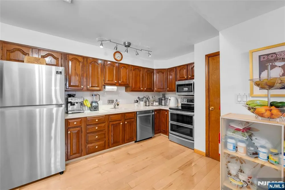9249 Kennedy Boulevard 105 North Bergen, NJ 07047