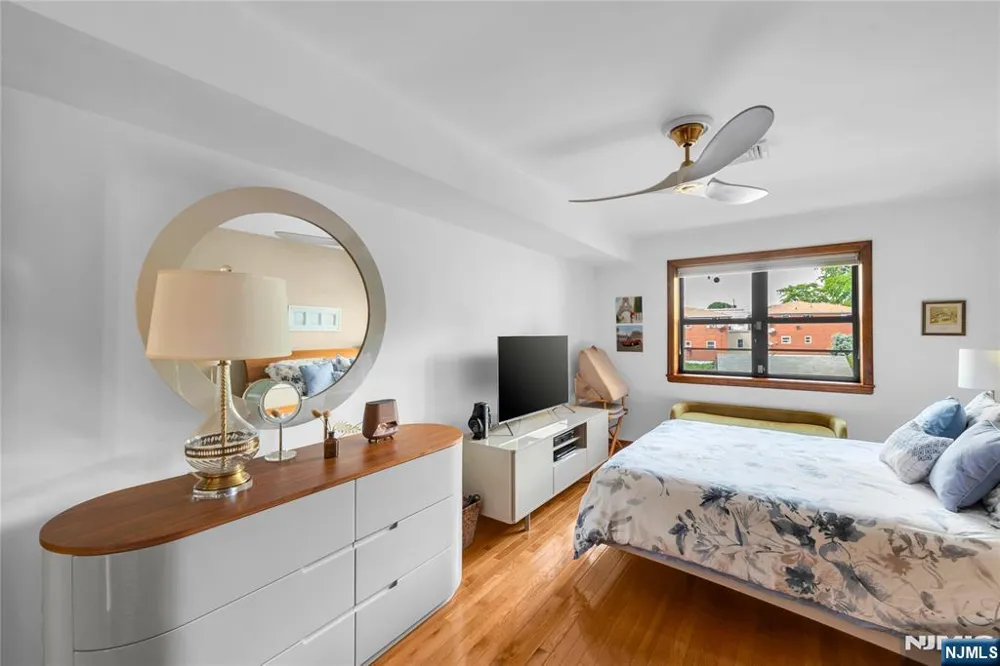 9249 Kennedy Boulevard 105 North Bergen, NJ 07047