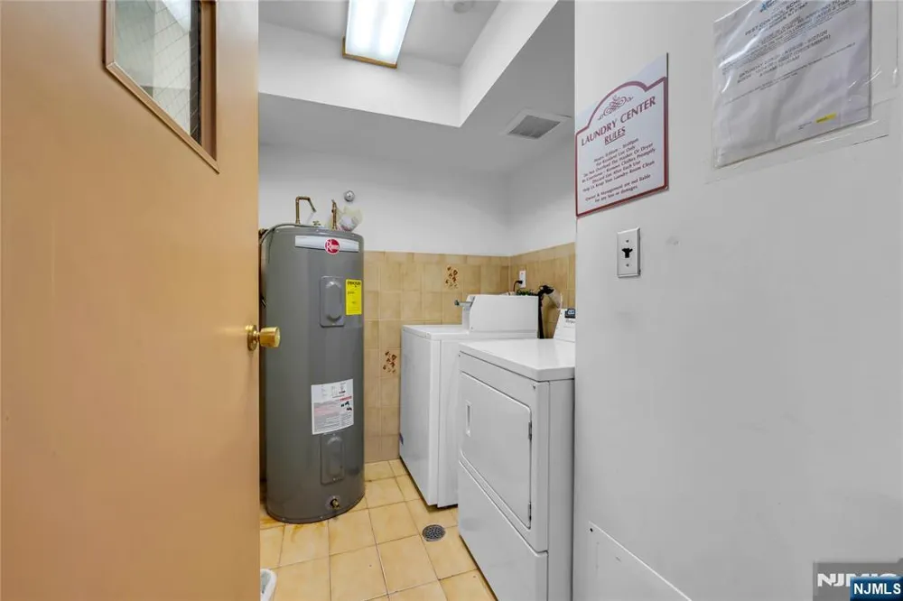 9249 Kennedy Boulevard 105 North Bergen, NJ 07047