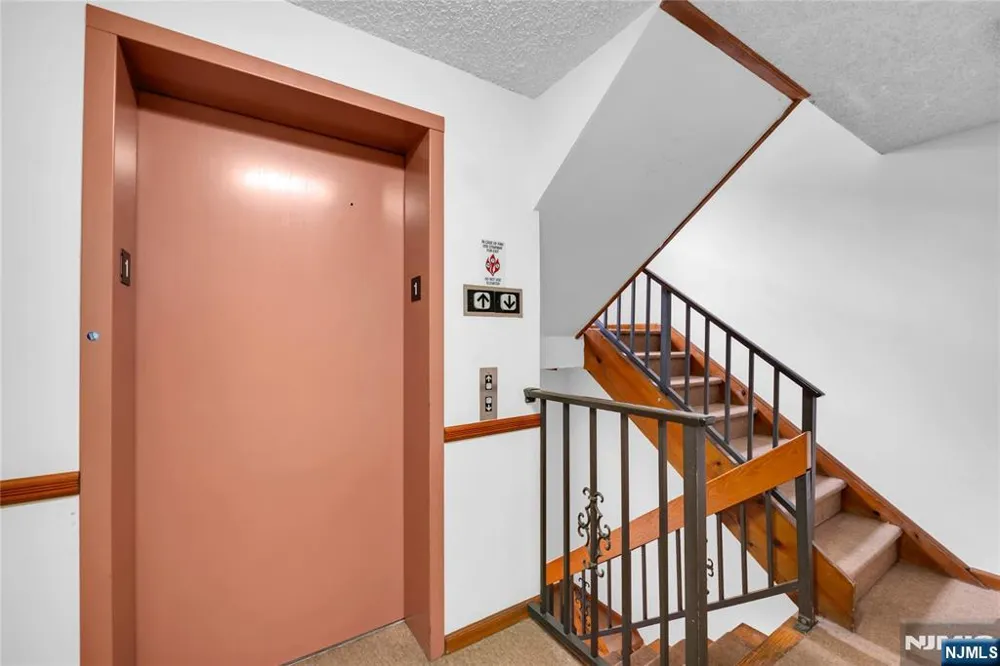 9249 Kennedy Boulevard 105 North Bergen, NJ 07047