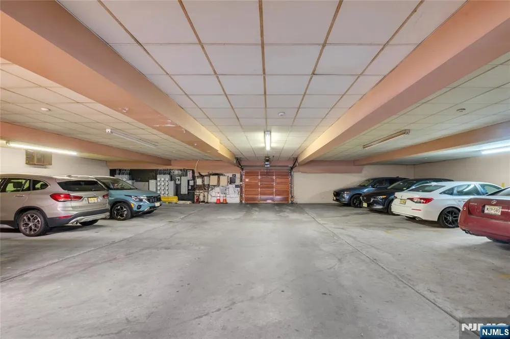 9249 Kennedy Boulevard 105 North Bergen, NJ 07047